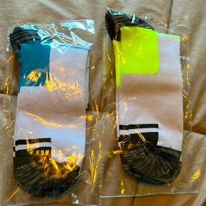 Compression running socks, set of two, white/yellow/black and white/teal/black